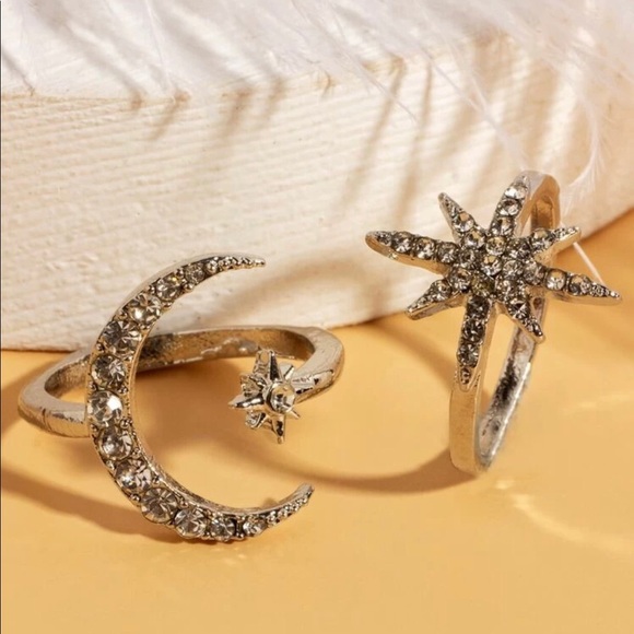 Silver star and moon ring set - Picture 3 of 4
